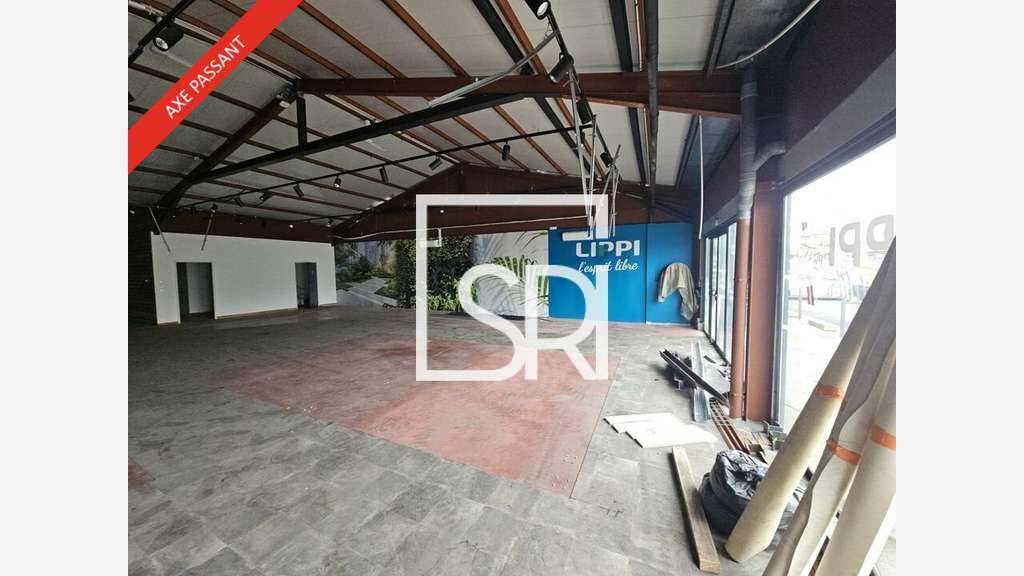 A louer local d'activité 480m² Cournon-d'Auvergne
