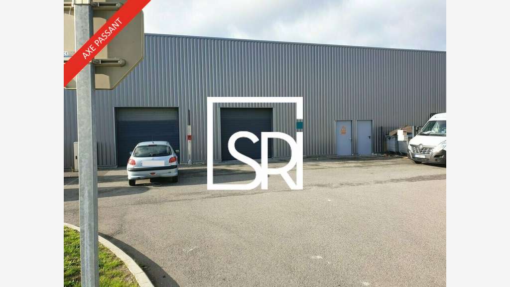Local commercial 311m² à louer Cournon d'Auvergne
