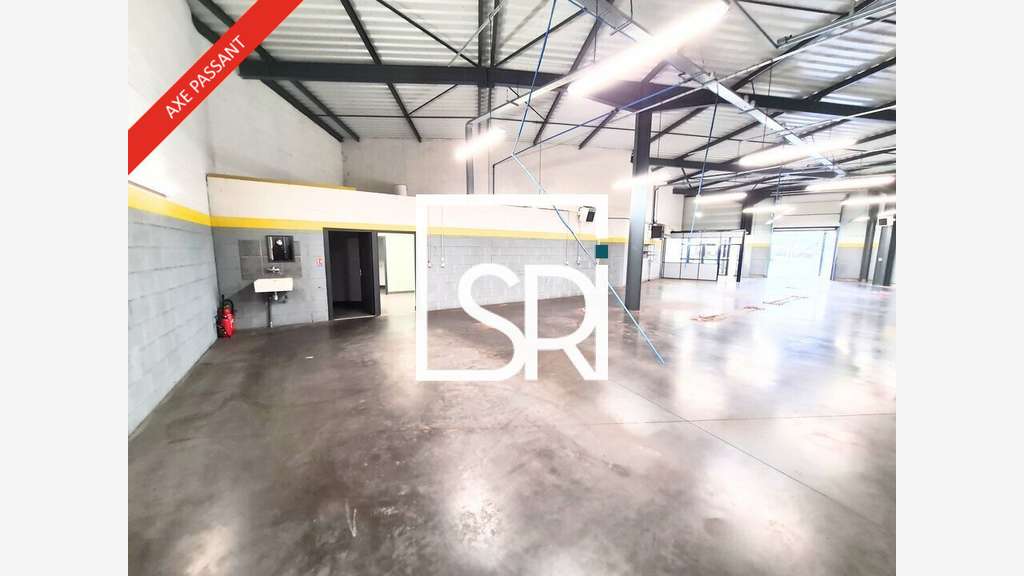 Local commercial 311m² à louer Cournon d'Auvergne