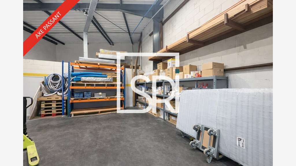Local commercial 311m² à louer Cournon d'Auvergne