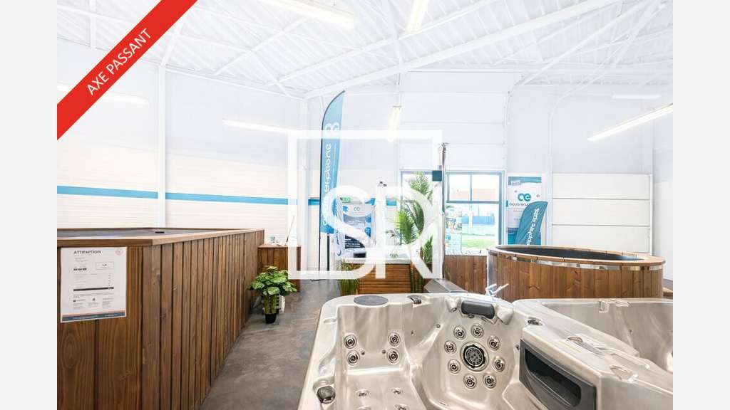 Local commercial 311m² à louer Cournon d'Auvergne