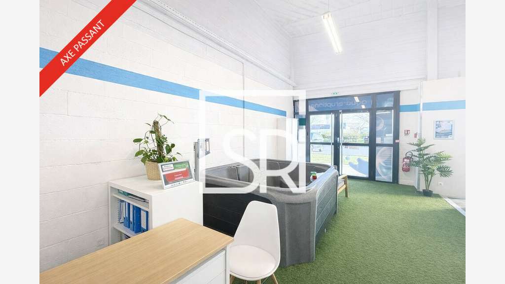 Local commercial 311m² à louer Cournon d'Auvergne