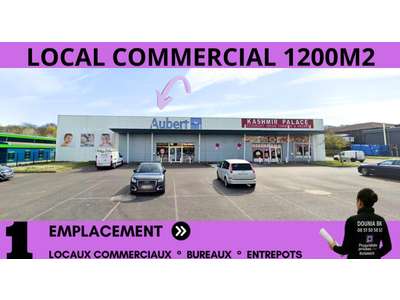 Location Locaux commerciaux - Boutiques à Saint-Maximin