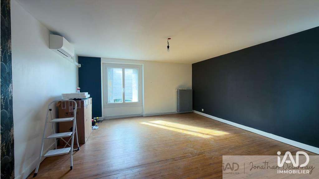 A louer murs commerciaux pro de 111m² à Créon