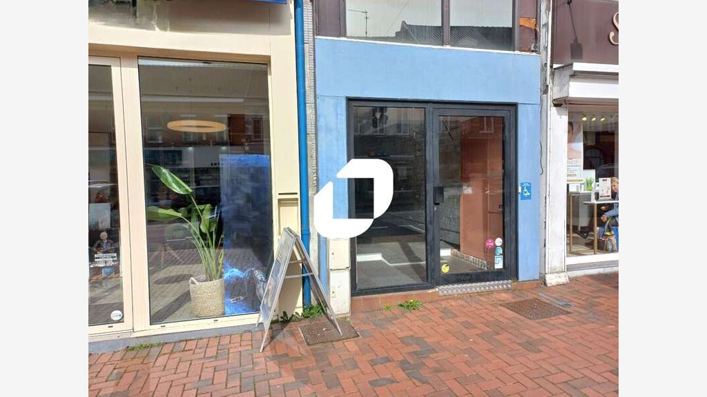 A louer Local commercial 108m² Croix