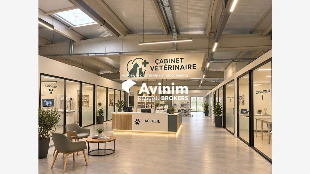 Local commercial avec sous sol de 482m² a Cuers