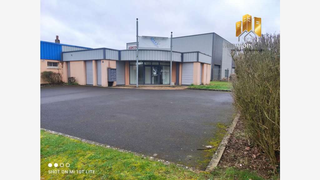 Bureau lumineux de 73m² à louer à Damigny
