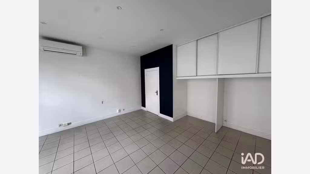 A louer Boutique de 40m² à Dammarie-les-Lys