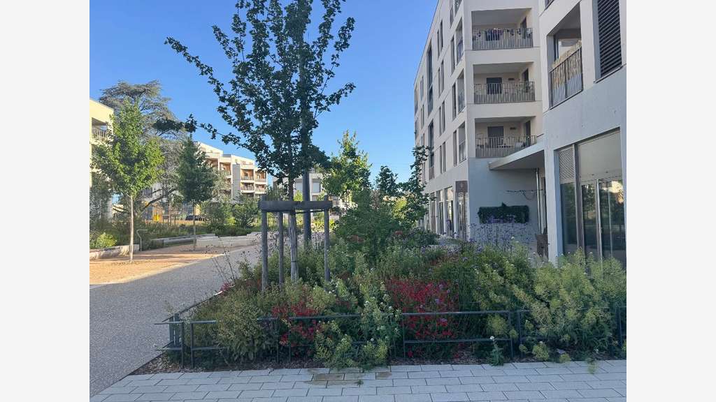 A louer commerce de 178m² à Dardilly