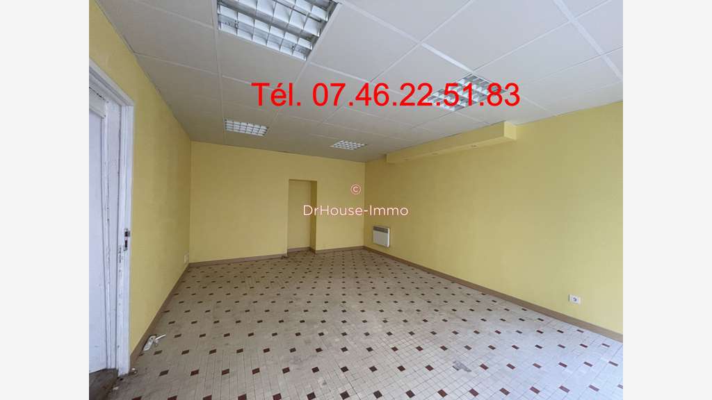 Opportunité local fonctionnel 34m² à Darney centre