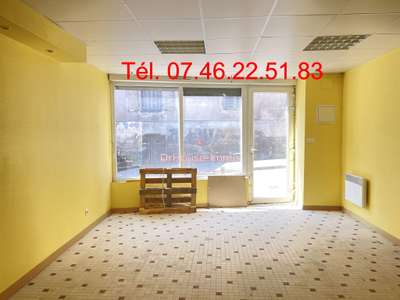 Opportunité commerce 34m² à Darney centre