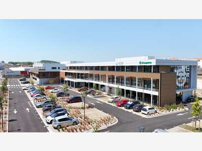 A louer dans zone commerciale LOCAL de 251 m²