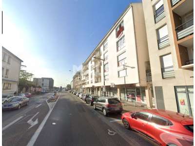 Location Locaux commerciaux - Boutiques à Décines-Charpieu