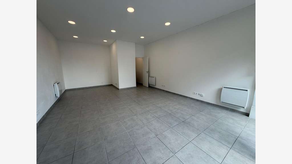 A louer local professionnel de 40m² Denain centre