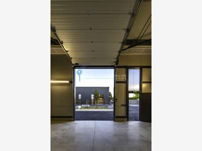 Locaux industriels 433m² à louer à Deyme