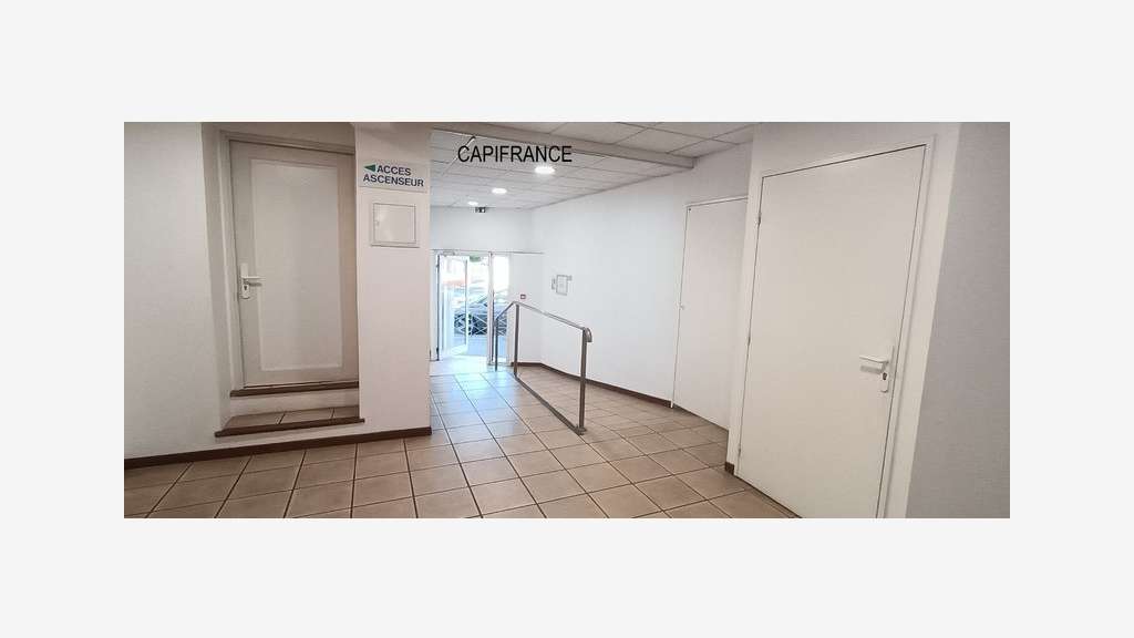 Local 25m² à louer sur axe passant Digne-les-Bains