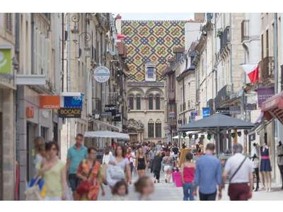 Location Locaux commerciaux - Boutiques à Dijon