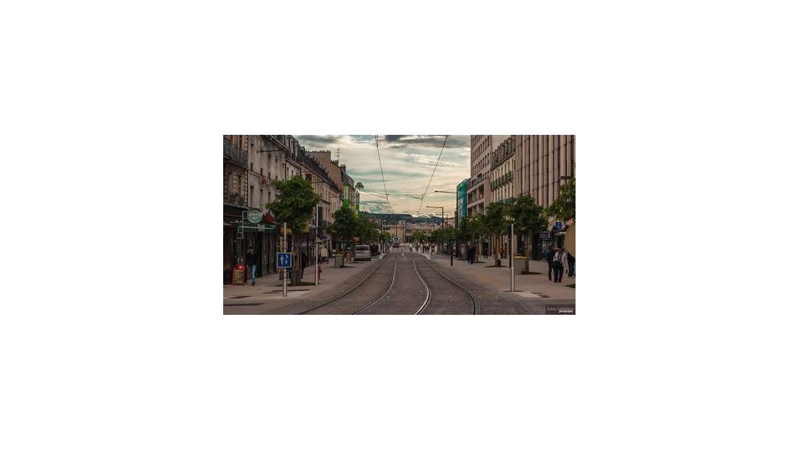 A louer local commercial de 70m² à Dijon prox gare