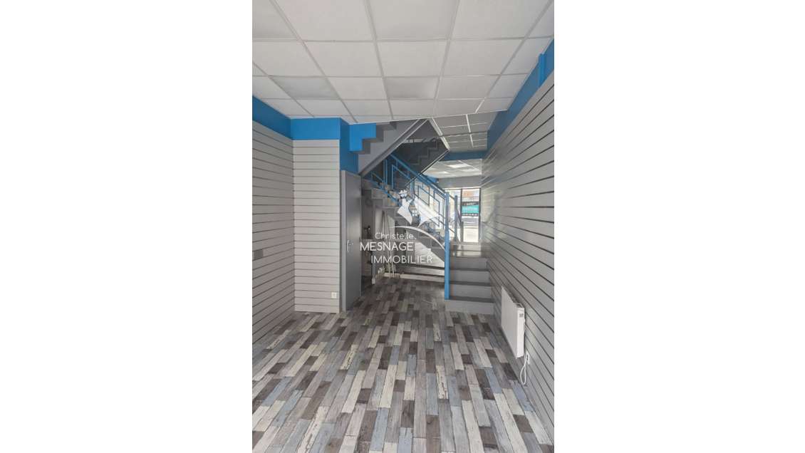 À LOUER CHEZ   IMMOBILIER :