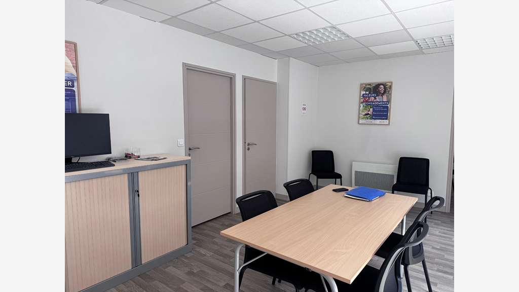 A louer local commercial 40m² au centre de Dinan