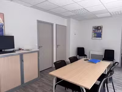 A louer local commercial 40m² au centre de Dinan
