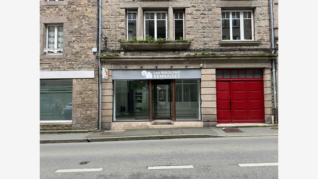A louer local commercial 55m² à Dinan centre  