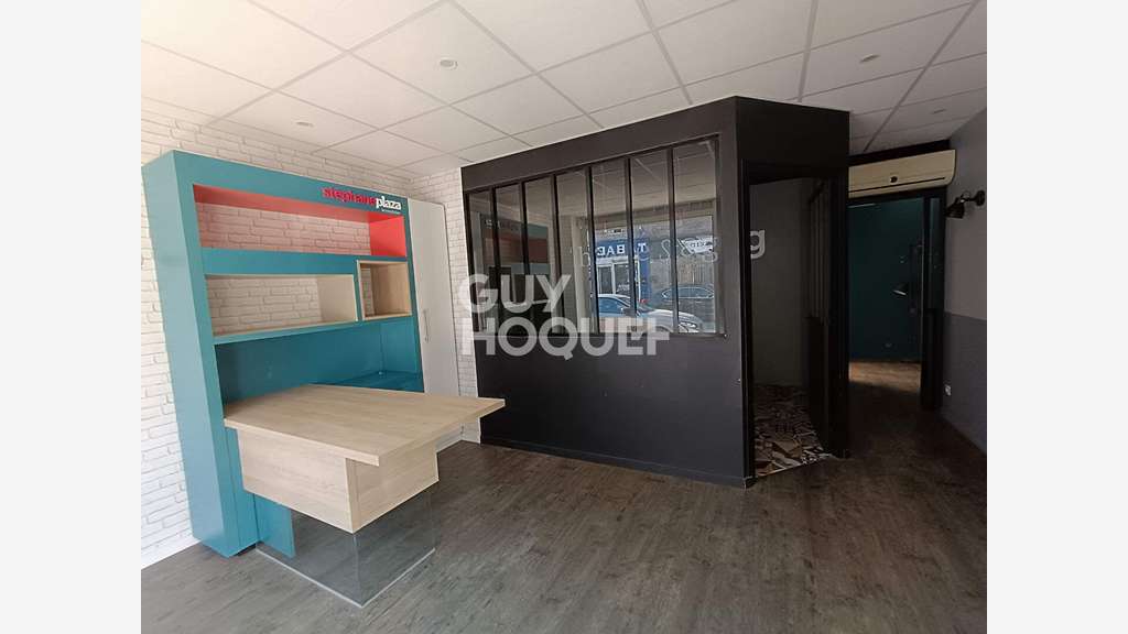 A louer local commercial 40m² au centre de Dinan
