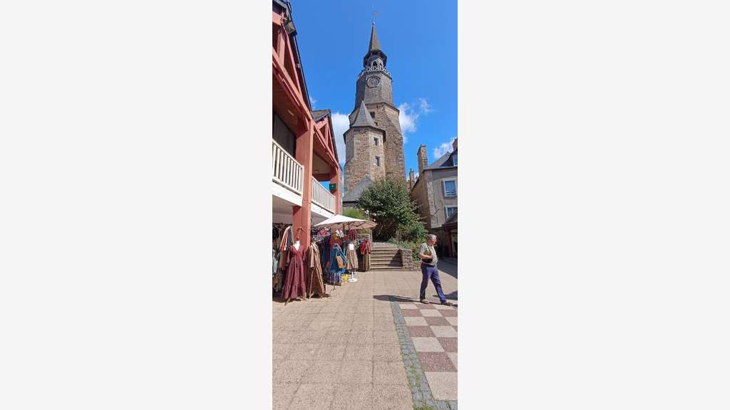 A louer local commercial de 32m² à Dinan centre