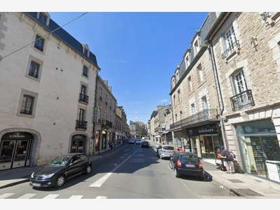 A louer local commercial DINAN Centre ville