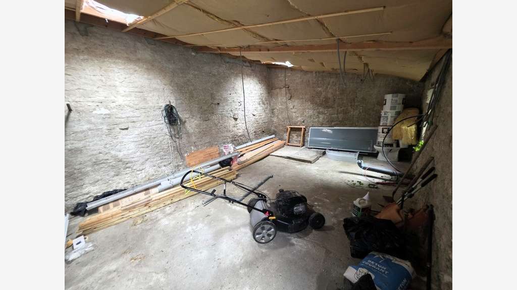 Loue local 73m² à Dolus d'Oléron (17) emplac N°1