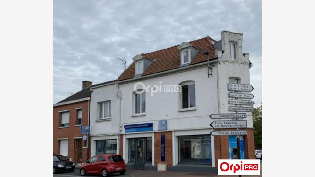 A louer local commercial 83m² à Douai