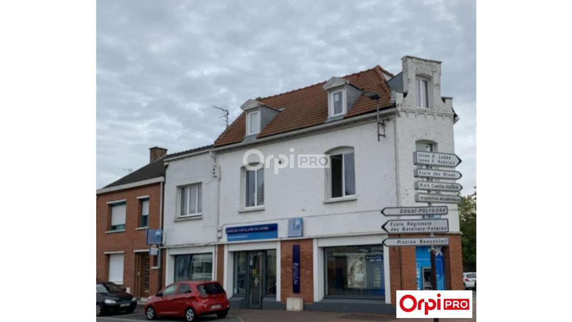 A louer local commercial 83m² à Douai 