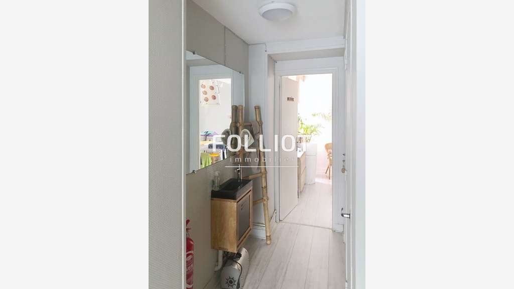 Loue local commercial 53m² à Douvres-la-Délivrance