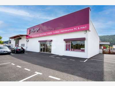 Loue local commercial 420m² empl N°1 à Draguignan
