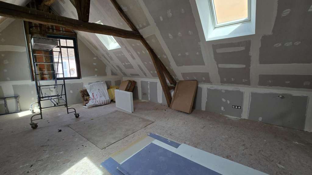 Loue local commercial de 120m² accès PMR à Dreux