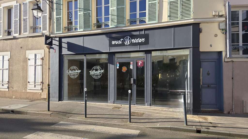 A louer local commercial 130m² centre ville Dreux
