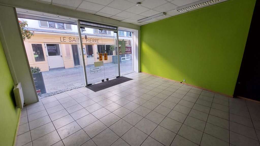 A louer local commercial 42m² empl N°1 Dreux 