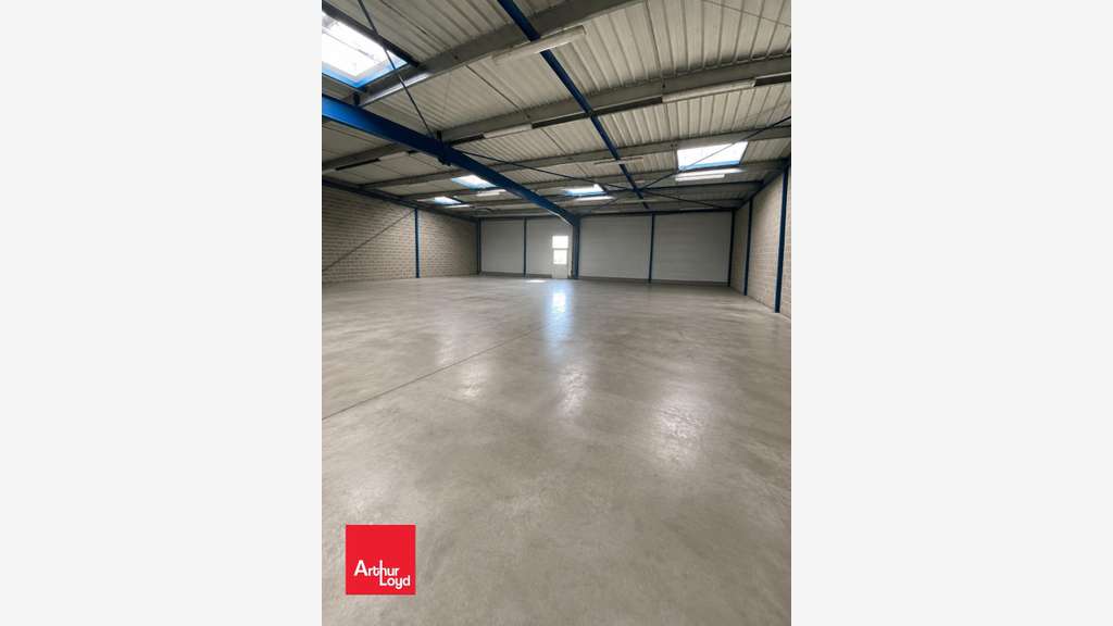 Loue local d'activité 467m² za Livrandières Dreux