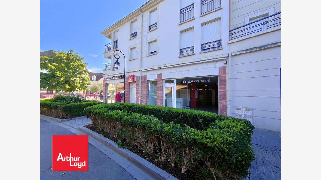 A louer local commercial 72m² à Dreux centre