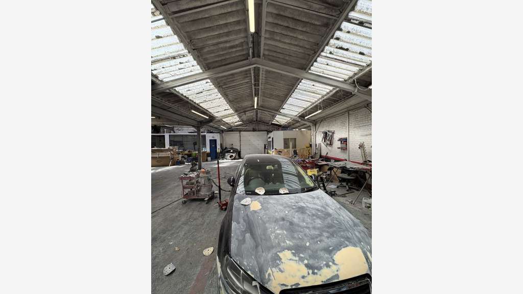 A louer hangar 332m² proche autoroute Dunkerque