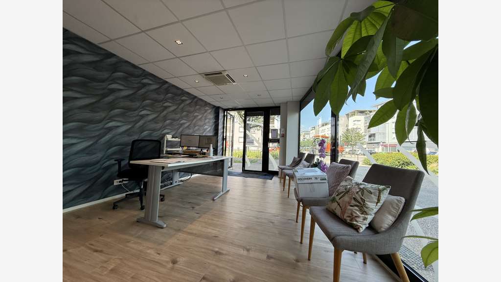 A louer local commercial 334m² à Échirolles