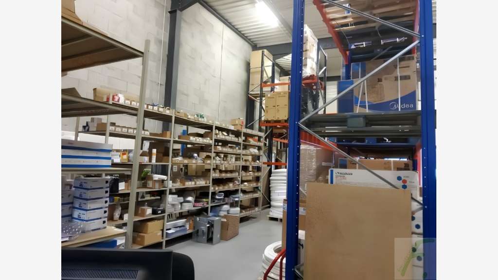 Locaux 342m² à louer à Échirolles