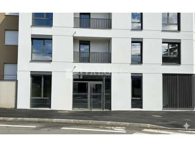 Location Locaux commerciaux - Boutiques à Écully