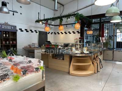 Location Locaux commerciaux - Boutiques à Éguilles