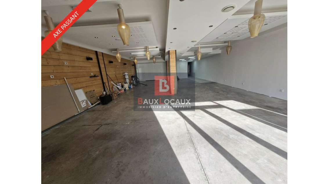 Local 250m² à louer ZI La Jalassière, Éguilles