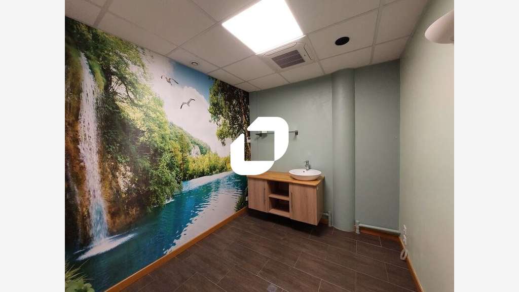 A louer Local commercial 55m² Elancourt