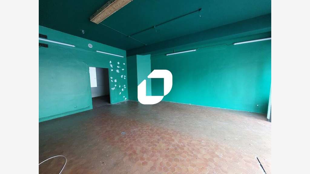 A louer Local commercial 55m² Elancourt