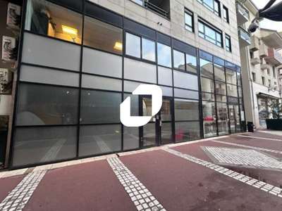 A louer Local commercial 212m² Enghien les bains