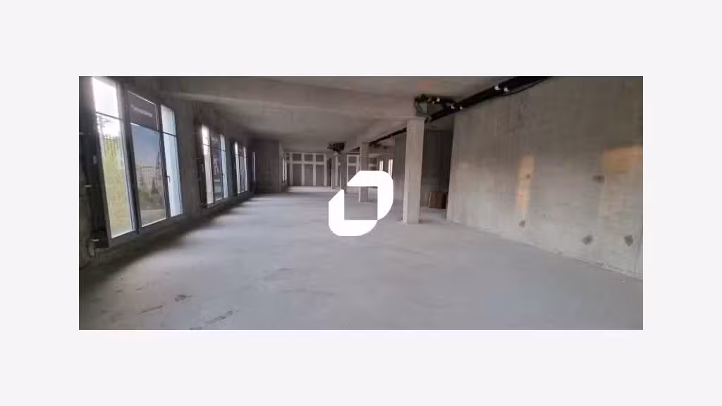 A louer Local commercial 282m² Pontoise