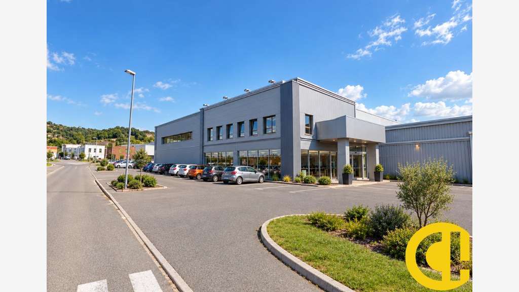 Local commercial à louer de 1 260m² en ZAC Epagny